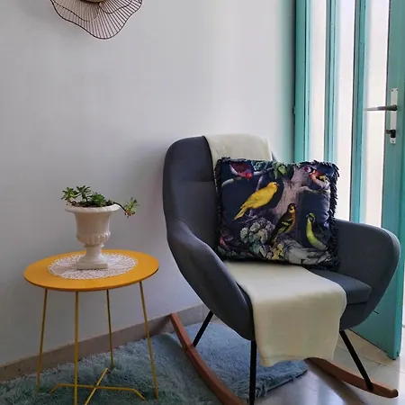 S1 S4-no Parking ゲストハウス