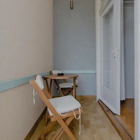 ゲストハウス S1 S4-no Parking