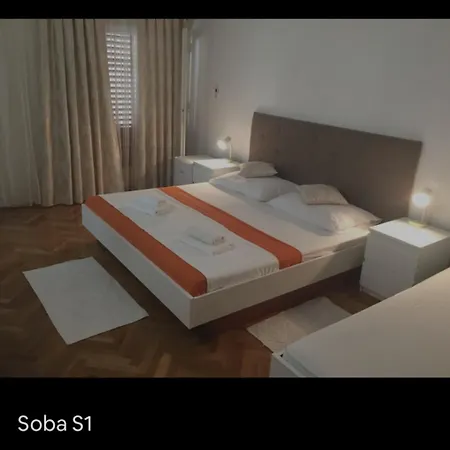 S1 S4-no Parking Casa de hóspedes Brela